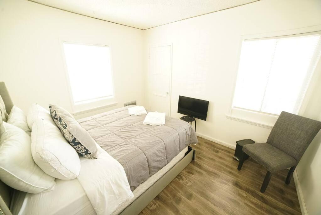 Cozy & Spacious In West Hollywood Appartement *